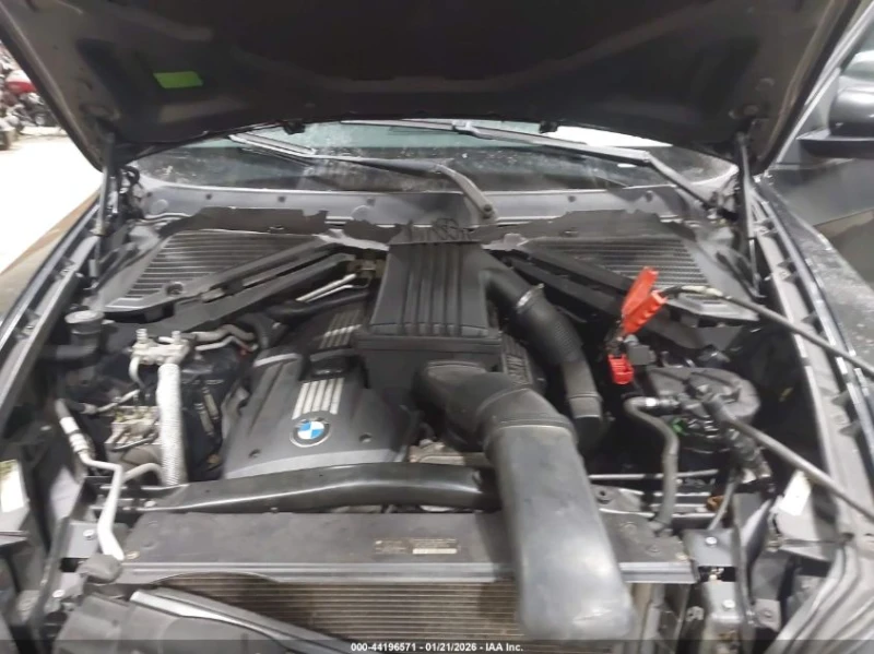 BMW X5 3.0L I-6 DOHC, VVT, 260HP All Wheel Drive, снимка 11 - Автомобили и джипове - 53371242