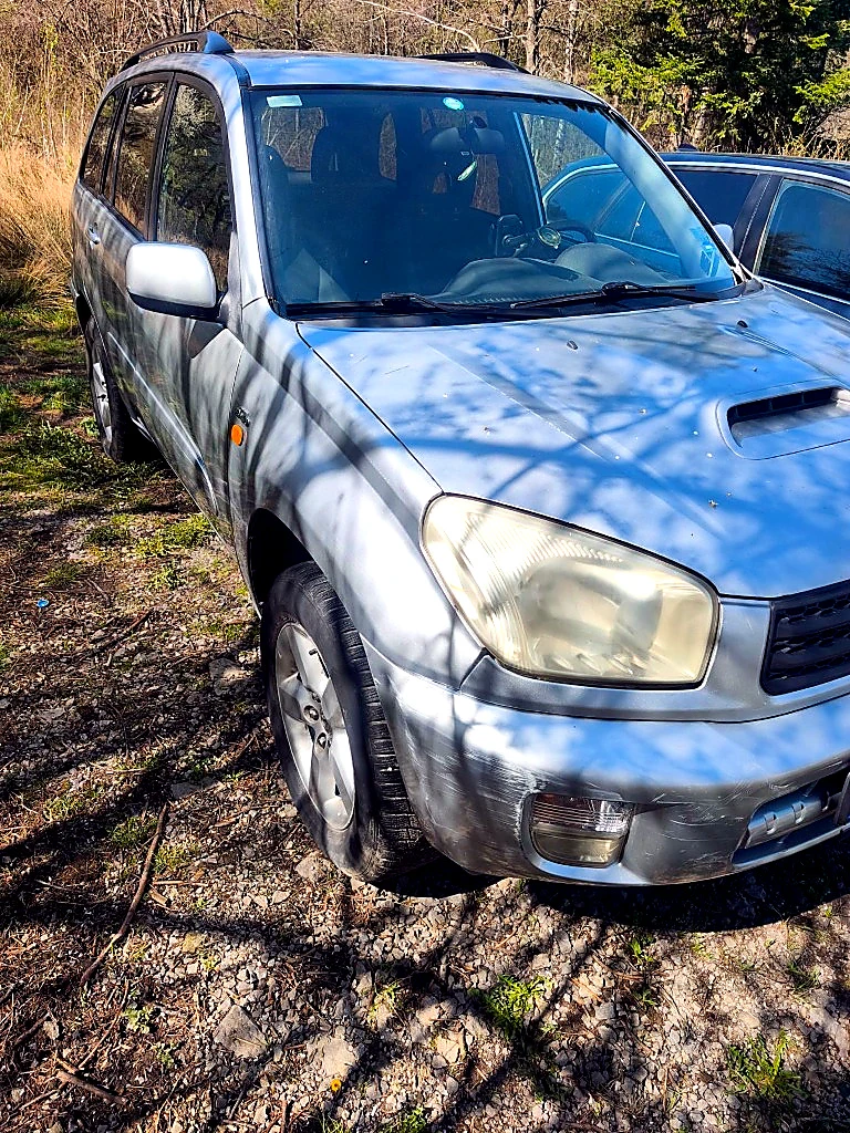 Toyota Rav4 2.0 D4D, снимка 6 - Автомобили и джипове - 55187863