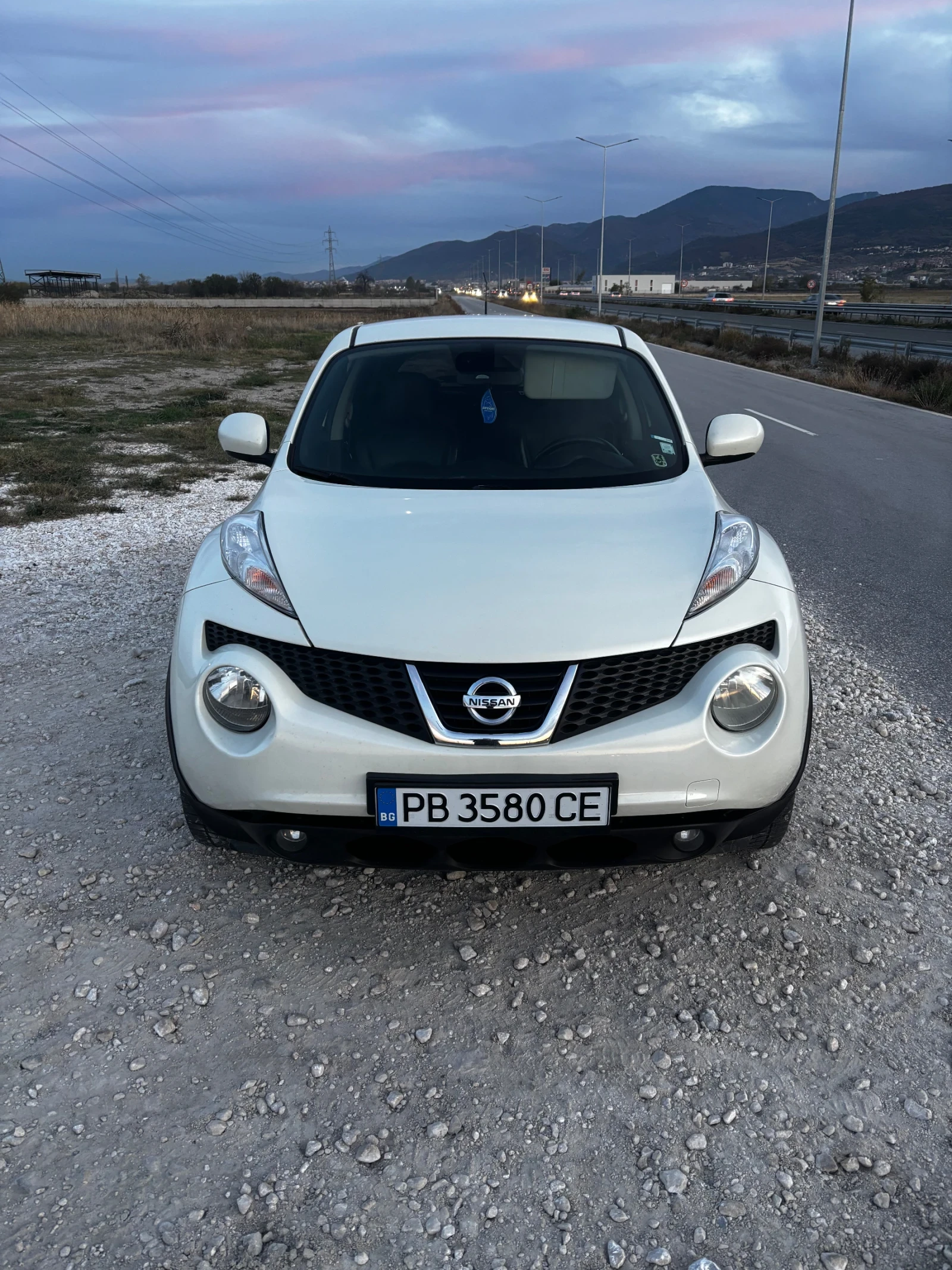 Nissan Juke 1.6 - изображение 9