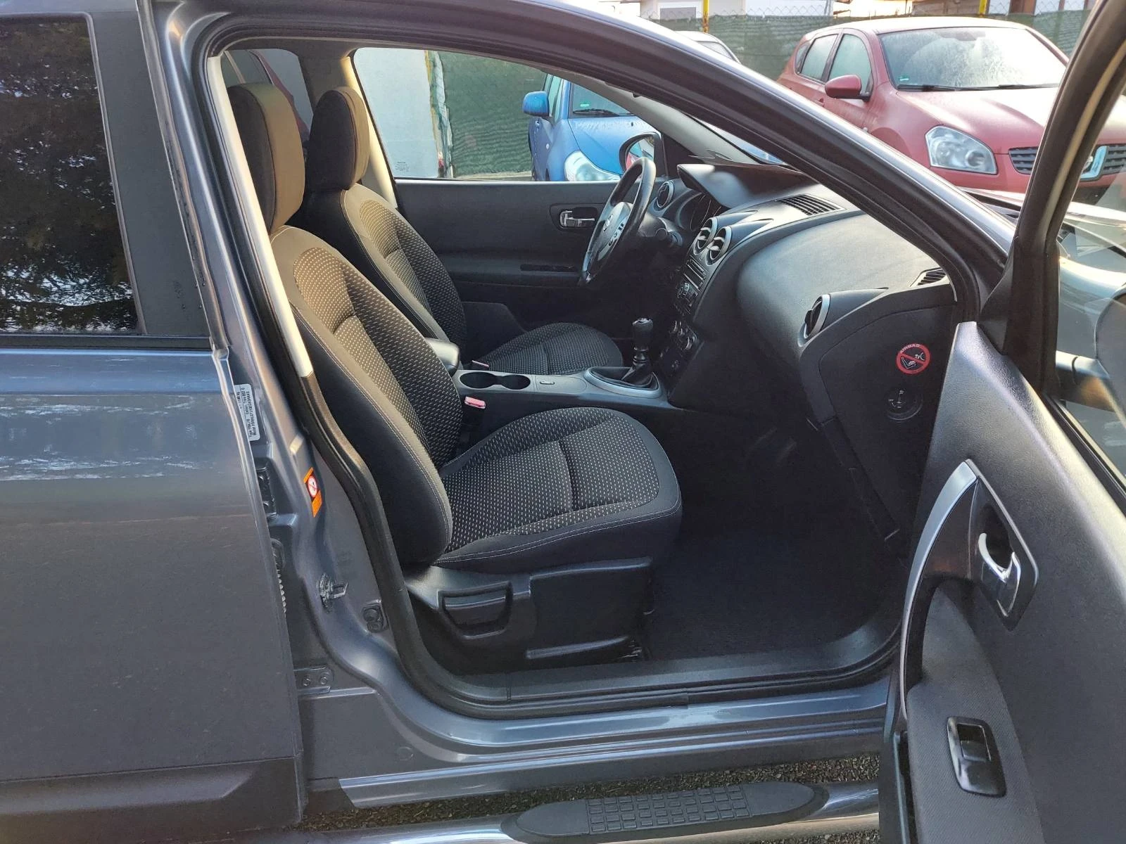 Nissan Qashqai 2.0, 6ск - изображение 6