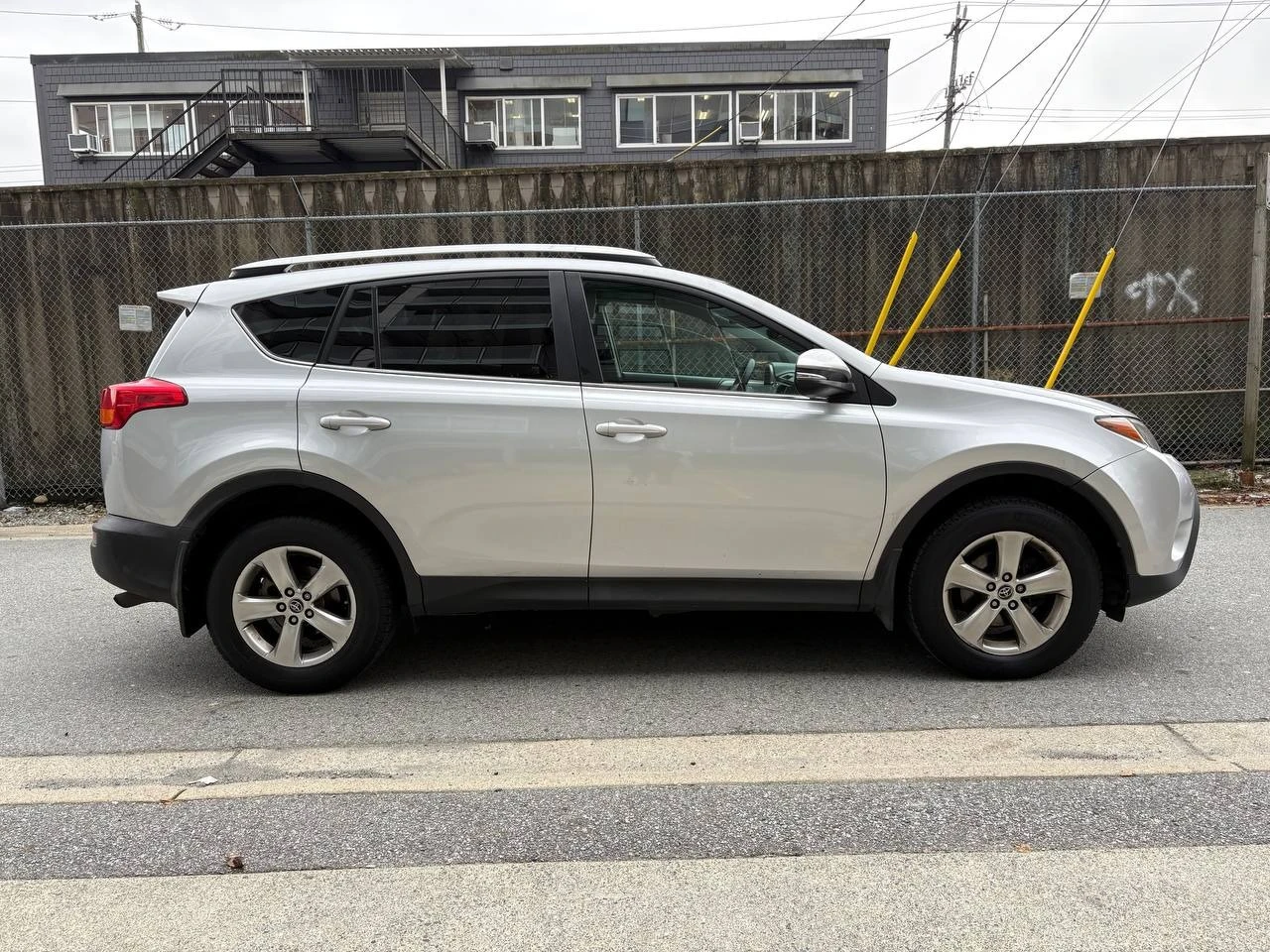 Toyota Rav4 XLE AWD* CARFAX* АВТО КРЕДИТ*  - изображение 4