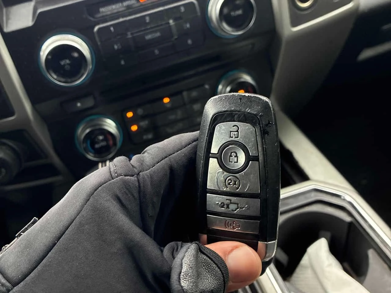 Ford F150 * 4WD SuperCrew Box * PANO* KEYLESS* ПОДГРЕВ* , снимка 11 - Автомобили и джипове - 53830326