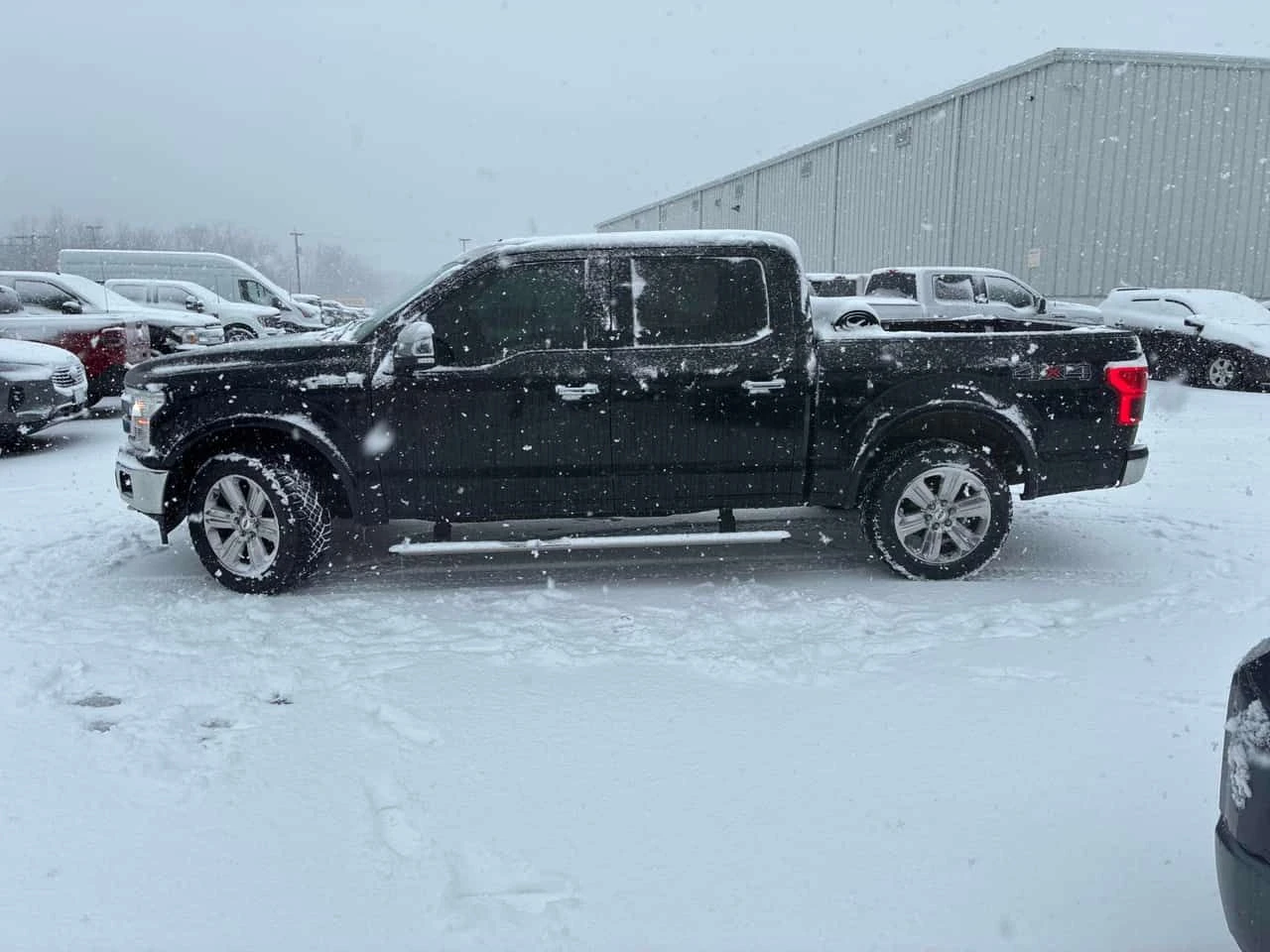 Ford F150 * 4WD SuperCrew Box * PANO* KEYLESS* ПОДГРЕВ* , снимка 2 - Автомобили и джипове - 53830326