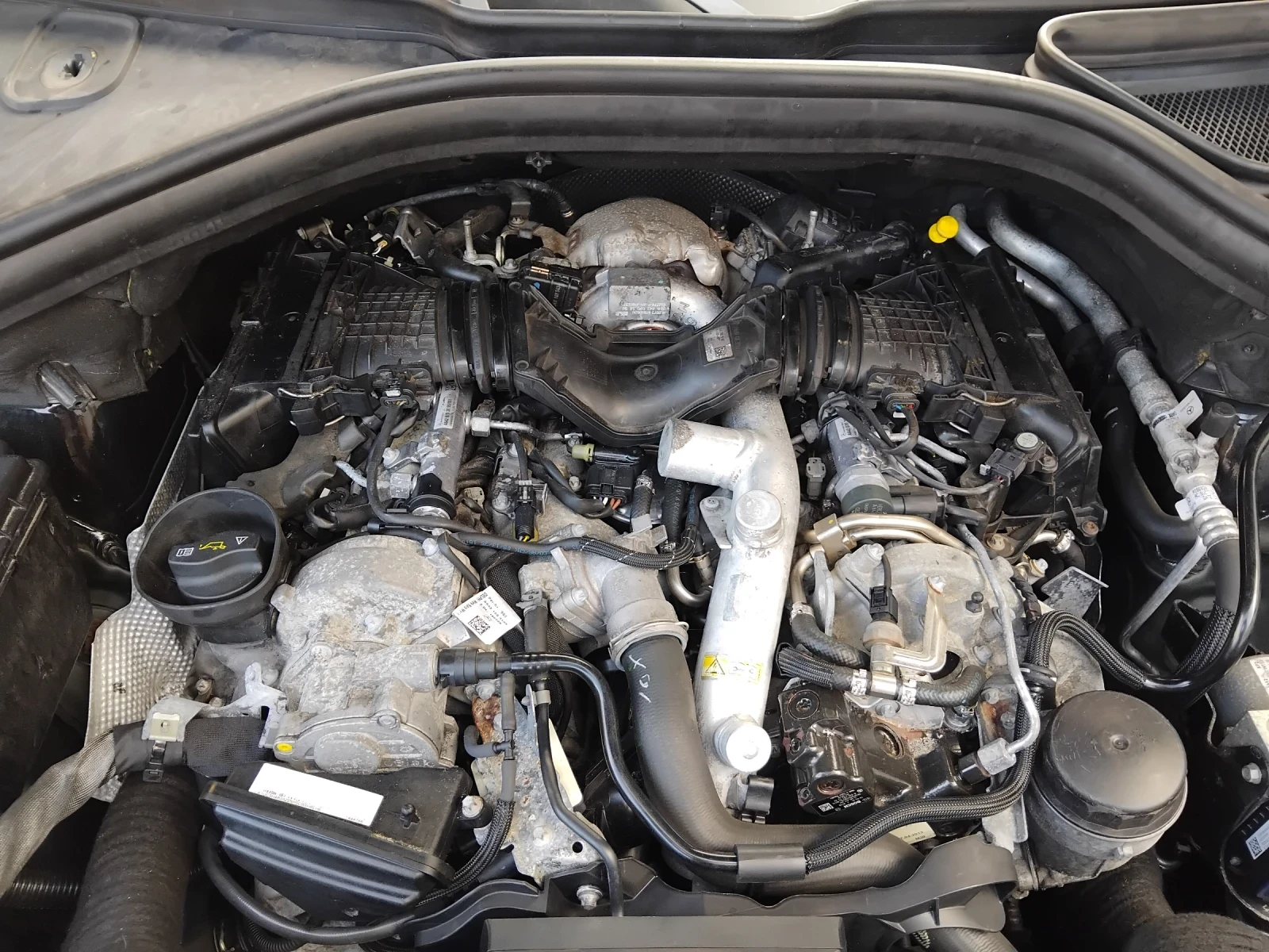 Mercedes-Benz ML 350 AMG LINE , снимка 6 - Автомобили и джипове - 54054531