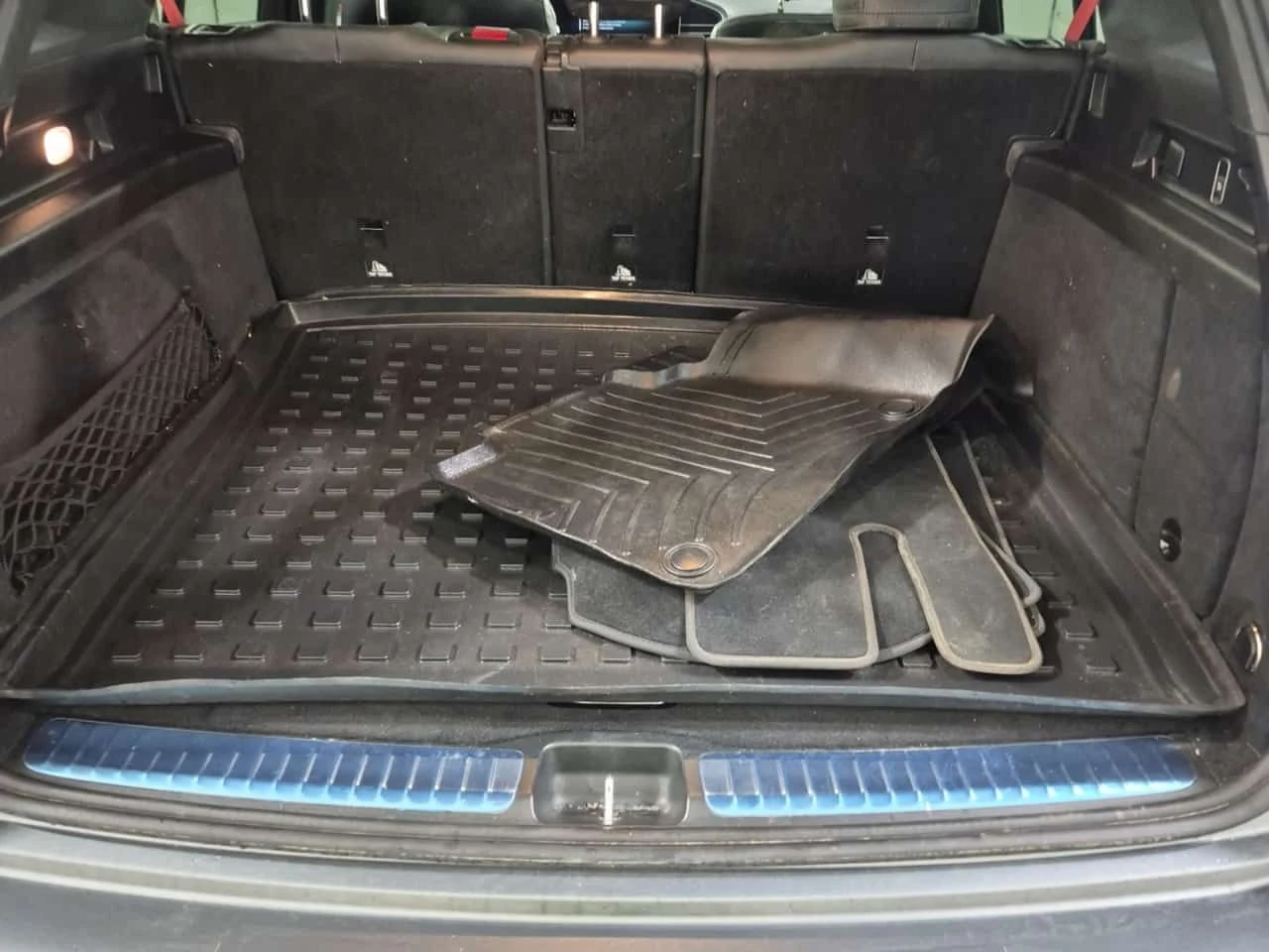 Mercedes-Benz GLE 53 4MATIC * AMG * PANO * МАСАЖ * ОБДУХВАНЕ * ПОДГРЕВИ * 360, снимка 14 - Автомобили и джипове - 54015020