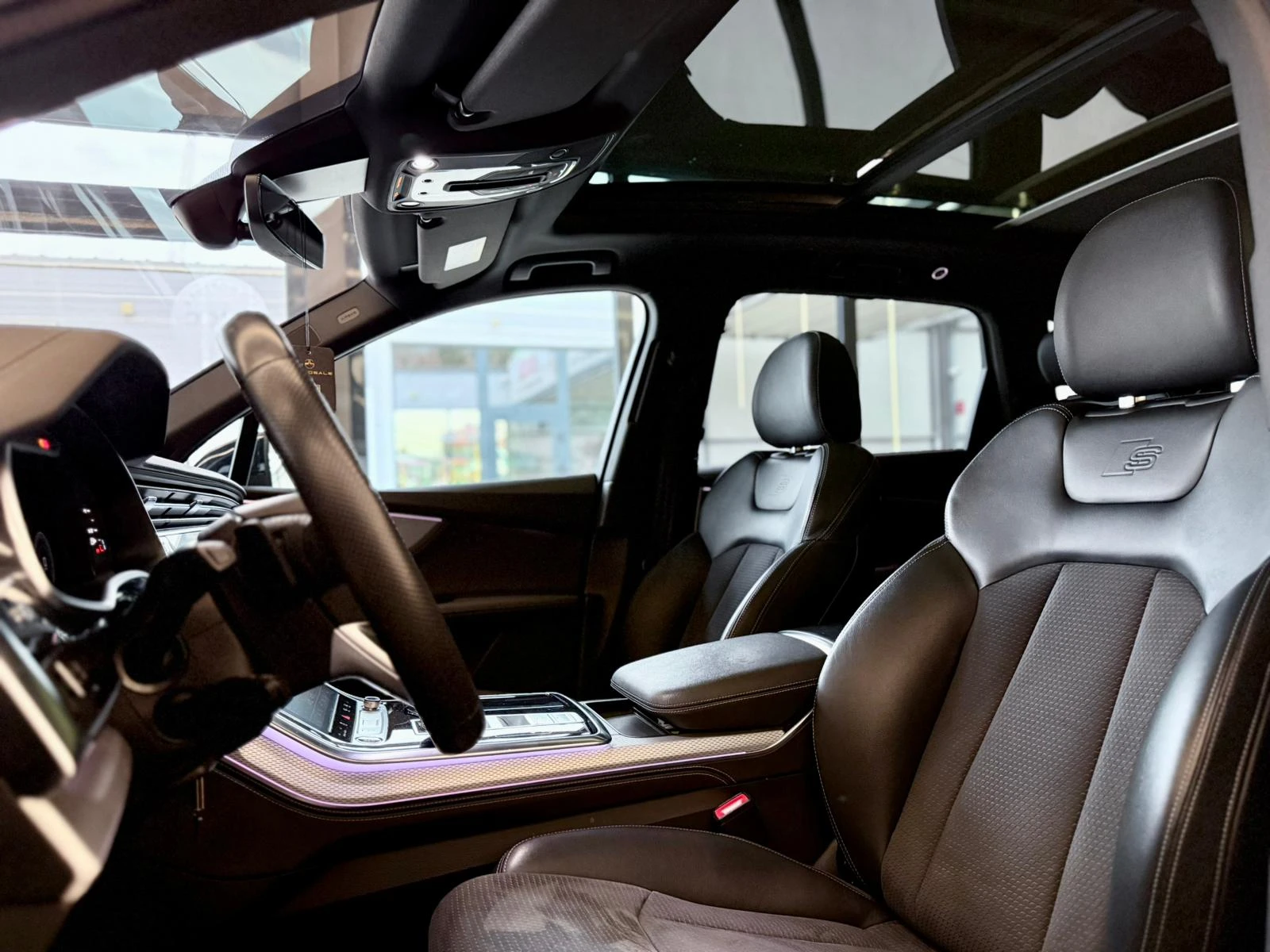 Audi Q7 60 TFSI - E* S-Line* B&O* Pano* Лизинг , снимка 8 - Автомобили и джипове - 54127104