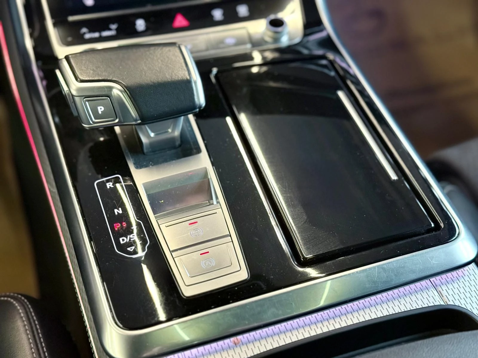 Audi Q7 60 TFSI - E* S-Line* B&O* Pano* Лизинг , снимка 13 - Автомобили и джипове - 54127104