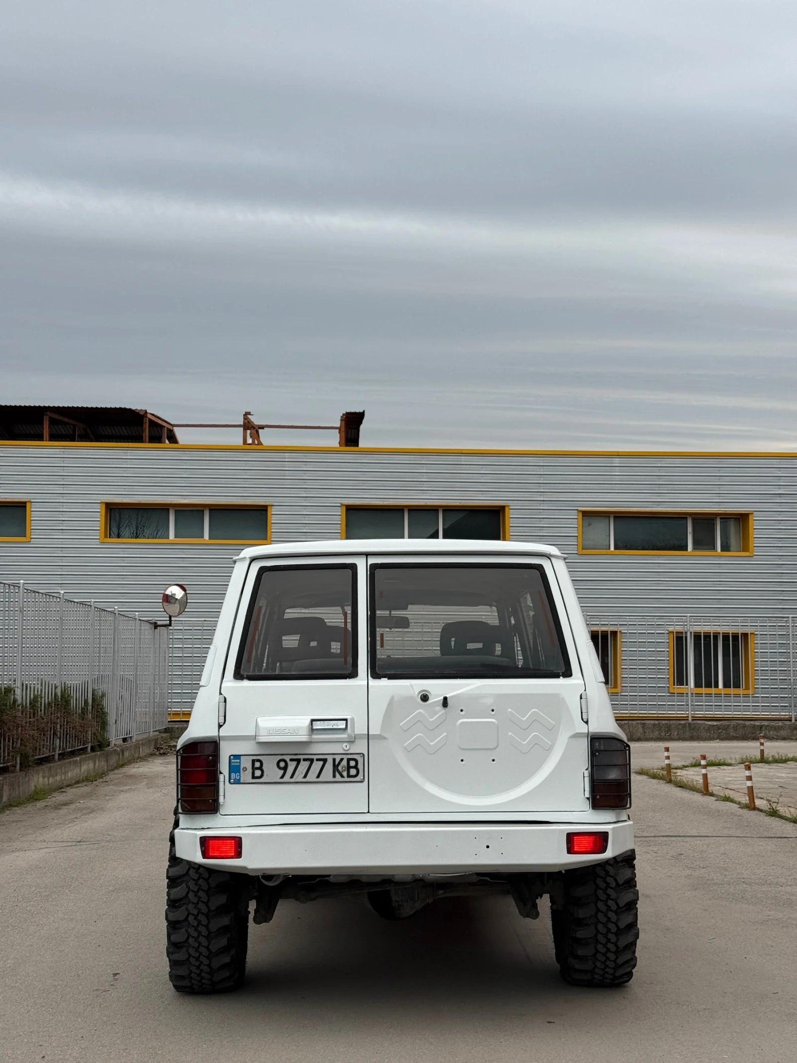 Nissan Patrol Y60 2.8, снимка 6 - Автомобили и джипове - 54140615