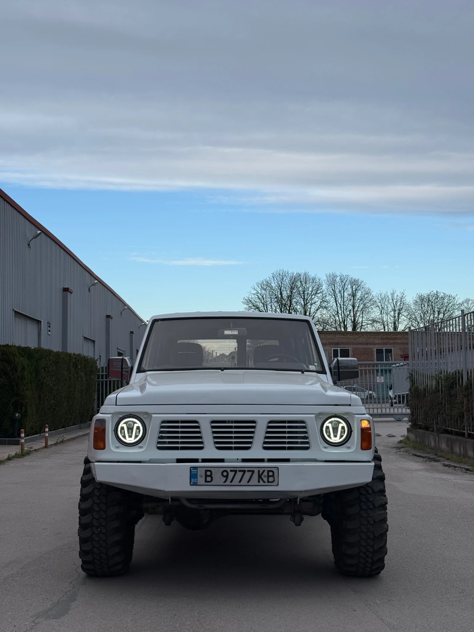 Nissan Patrol Y60 2.8, снимка 2 - Автомобили и джипове - 54140615