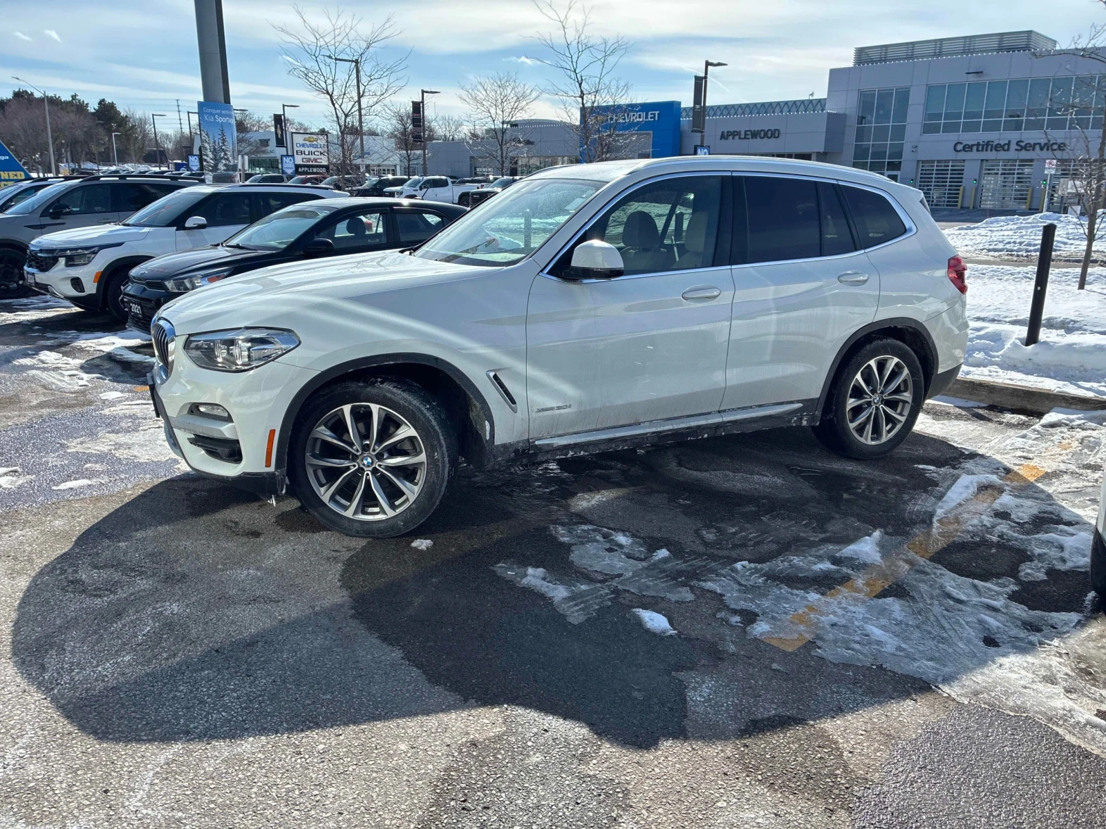 BMW X3 30i* ПОДГРЕВ* AMBIENT* HI-FI* ПАНОРАМА* КАМЕРА, снимка 3 - Автомобили и джипове - 54184393