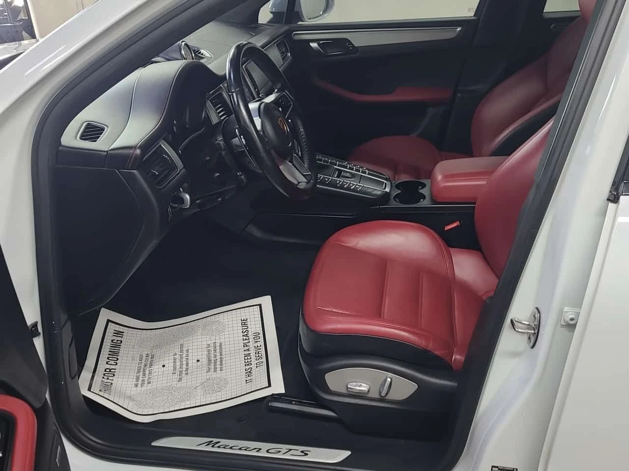 Porsche Macan * GTS * CARFAX * ЦЕНА ДО БГ, снимка 7 - Автомобили и джипове - 54218417