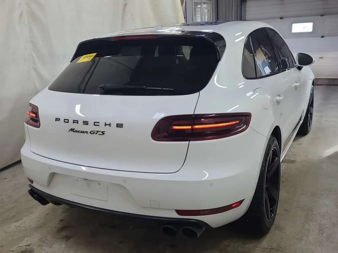 Porsche Macan * GTS * CARFAX * ЦЕНА ДО БГ, снимка 2 - Автомобили и джипове - 54218417