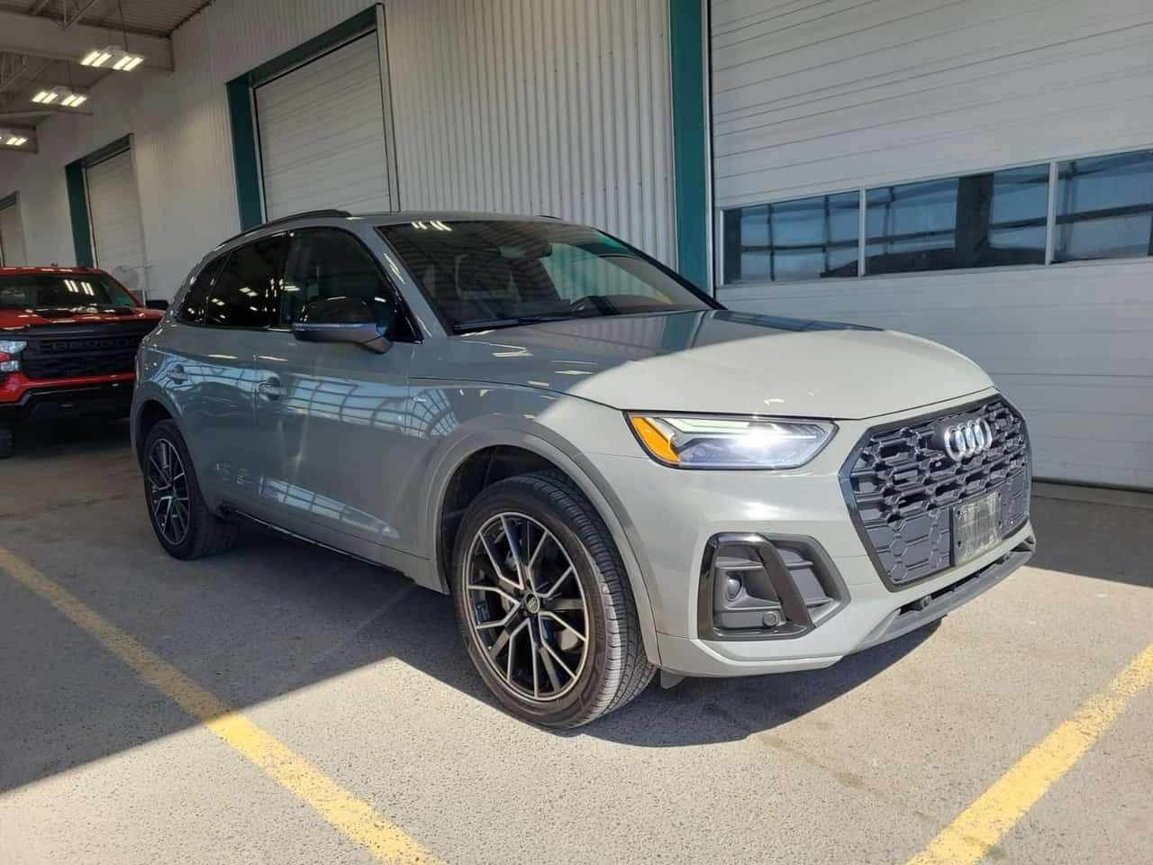 Audi Q5 PROGRESSIV  CARFAX, снимка 2 - Автомобили и джипове - 54700116