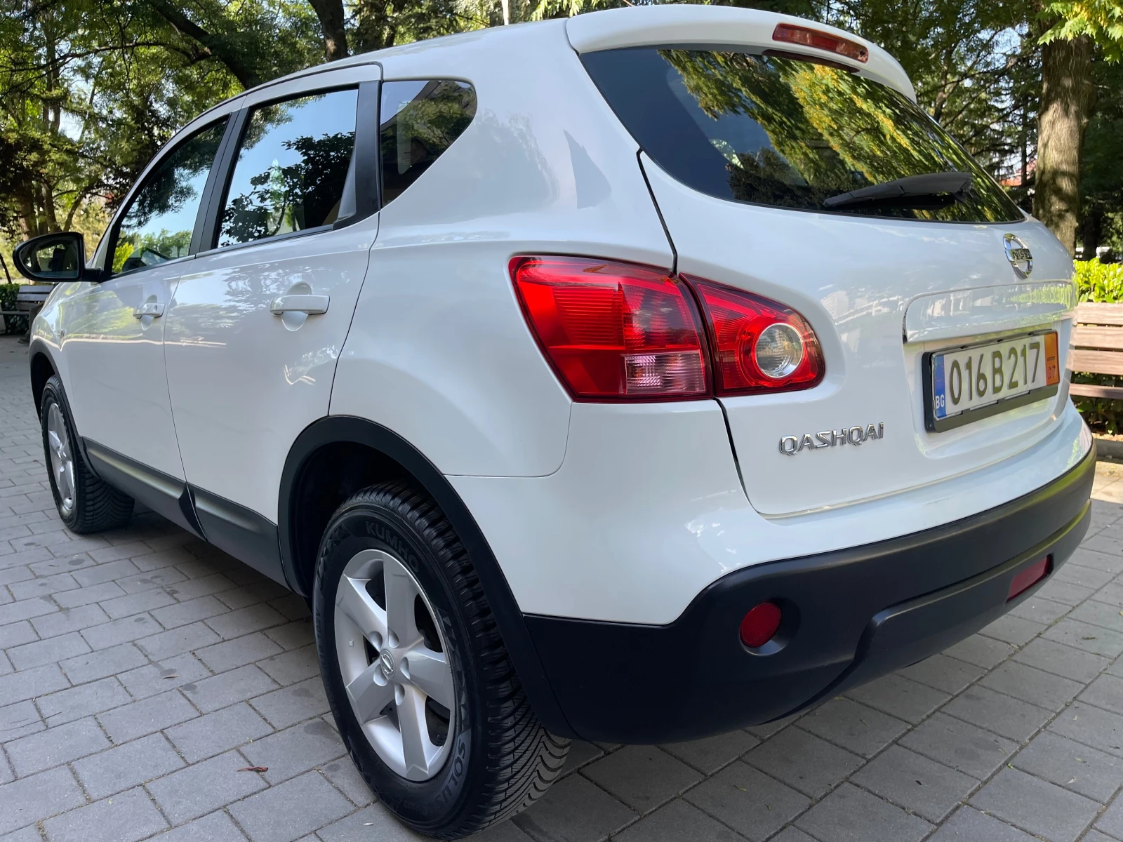 Nissan Qashqai 1.6I#ГАЗ#114КС#КАТО НОВ!, снимка 2 - Автомобили и джипове - 55092767