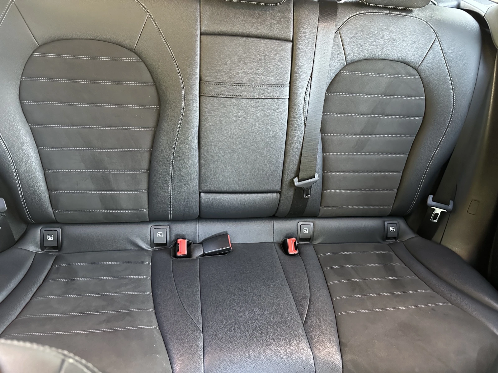 Mercedes-Benz GLC 220, снимка 11 - Автомобили и джипове - 55590425