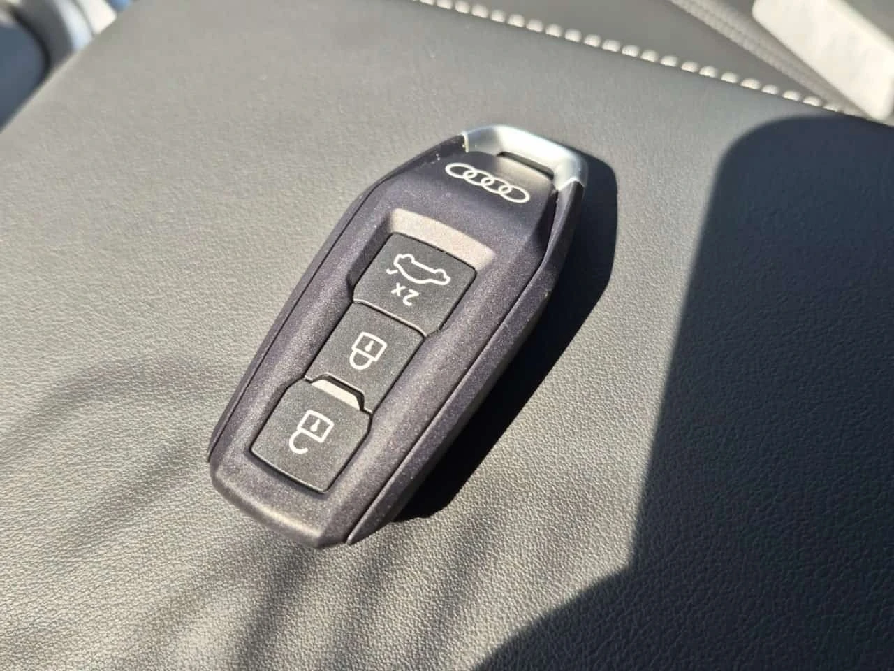 Audi Q5 * PROGRESSIV * CARFAX * ОПЦИЯ ЗА ФИНАНСИРАНЕ, снимка 8 - Автомобили и джипове - 56208920