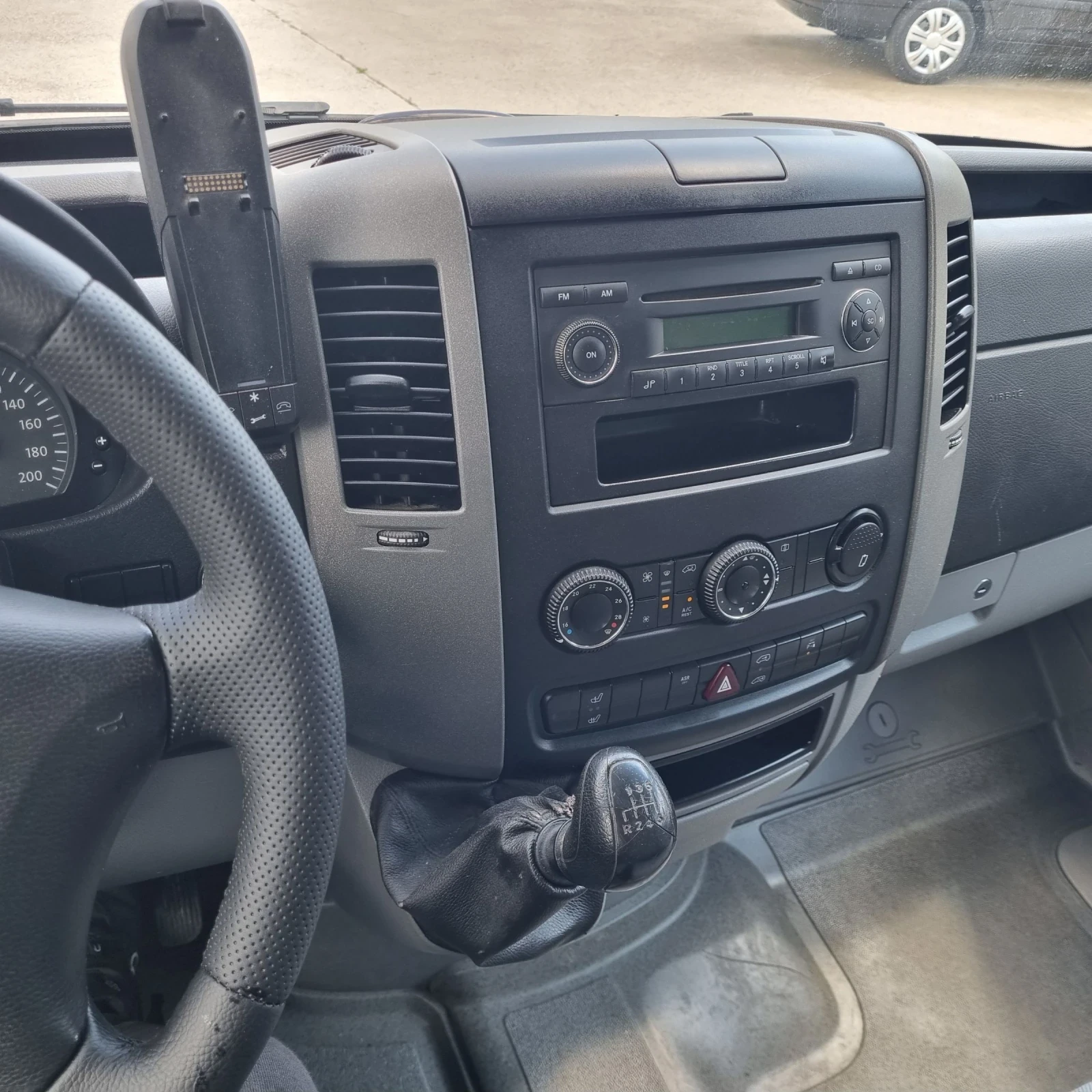 VW Crafter 136к.с. - изображение 9