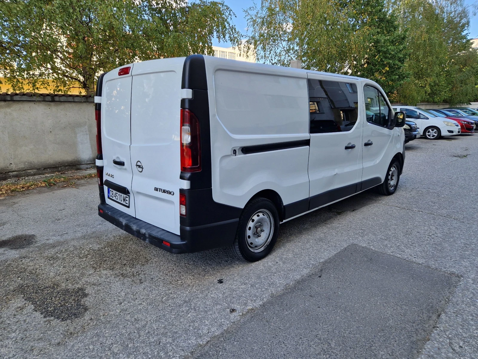 Opel Vivaro Дубъл кабина, Евро 6, шест скорости  - изображение 4