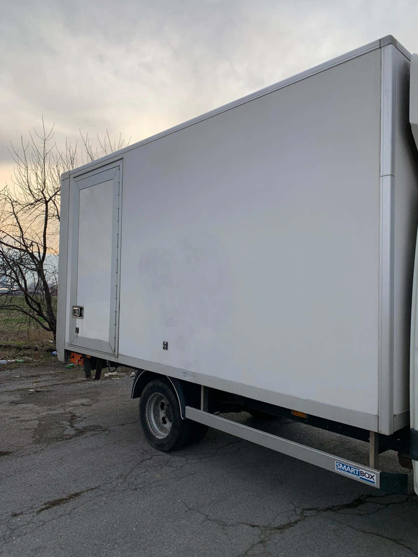 Iveco 35c15  3.0* EURO 5 * ПАДАЩ БОРД* 4.30м, снимка 2 - Бусове и автобуси - 56243885