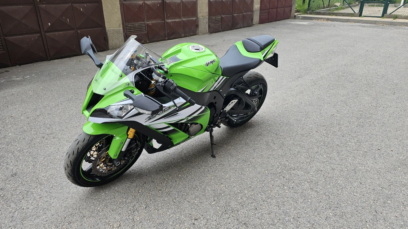 Kawasaki Ninja Zx10R 30th Anniversary , снимка 3 - Мотоциклети и мототехника - 54684566