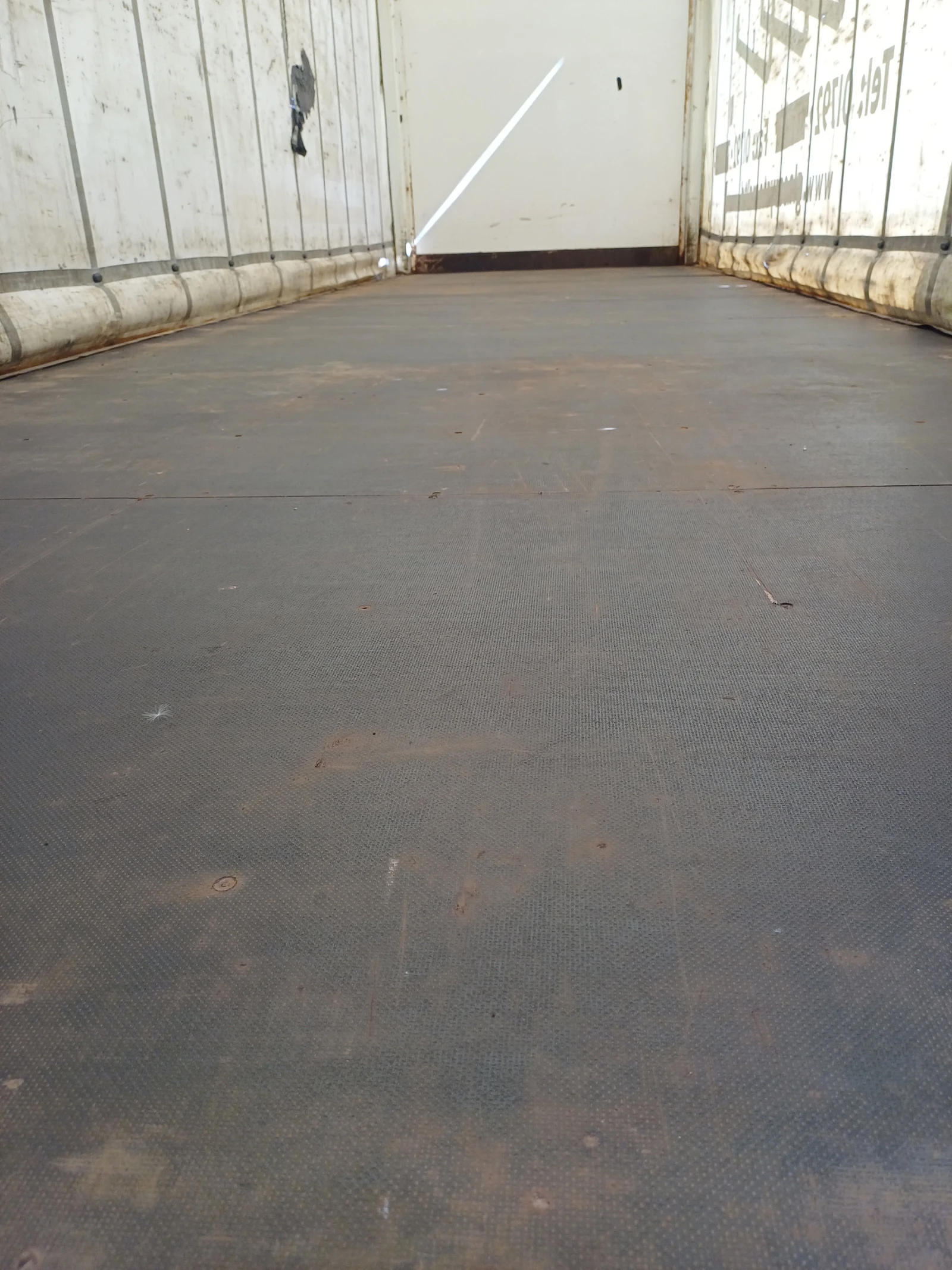       -8,8 . | Mobile.bg   4