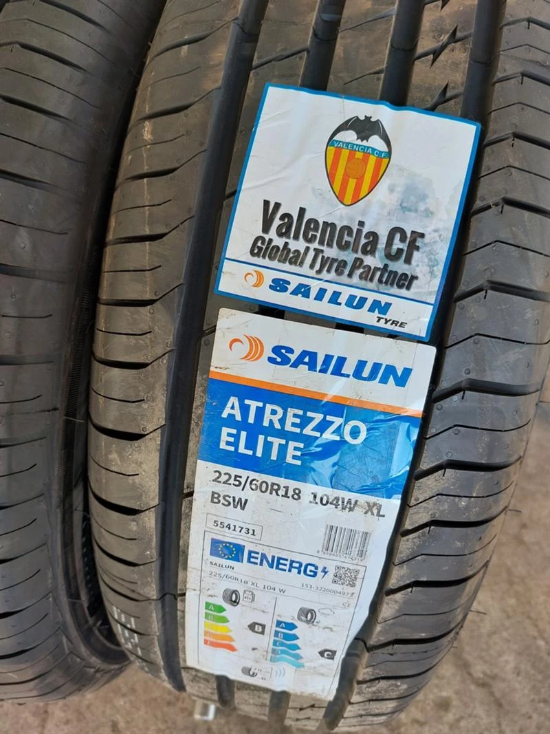 Гуми Летни 225/60R18, снимка 3 - Гуми и джанти - 36789688