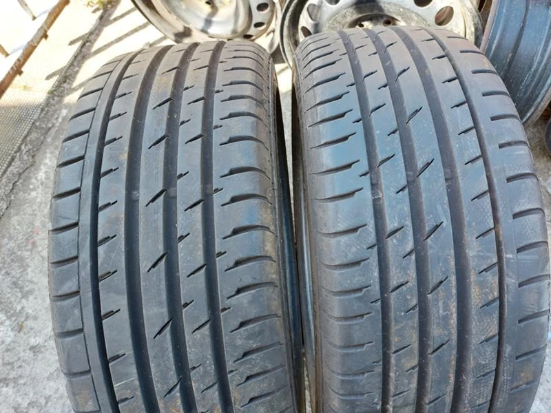 Гуми Летни 205/45R17, снимка 1 - Гуми и джанти - 36801585