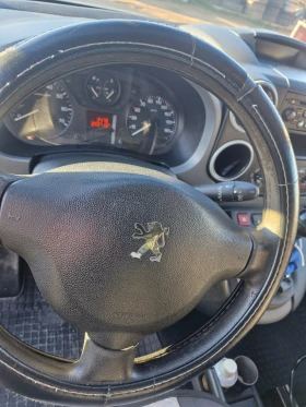Peugeot Partner 1.6 90кс..КЛИМАТИК , снимка 6