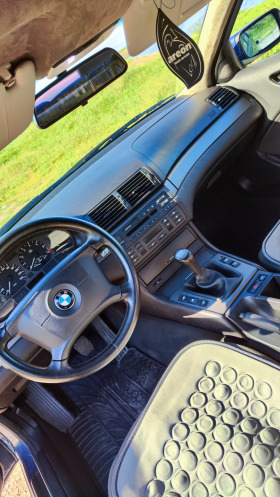 BMW 318, снимка 10 - Автомобили и джипове - 45495266