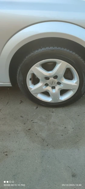 Opel Astra 1.9 101кс - 1025 € / 2004.73 лв. - 79257431 3