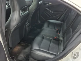 Mercedes-Benz CLA 250 / PANO / PAMETI / PODGREVI / CARFAX, снимка 13