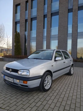 VW Golf 1.6 УНИКАТ 80 Хил км.НОВА , оригинална боя , УНИКА, снимка 5
