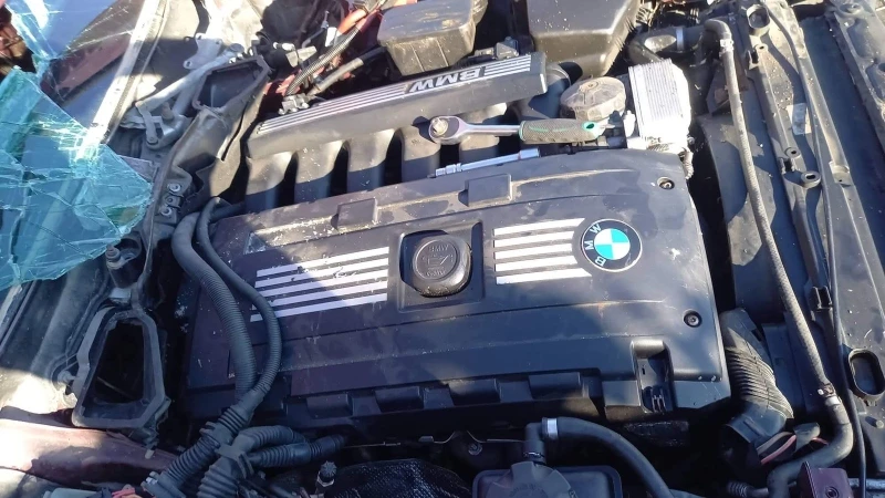 BMW 525 2.5, снимка 1 - Автомобили и джипове - 38138474