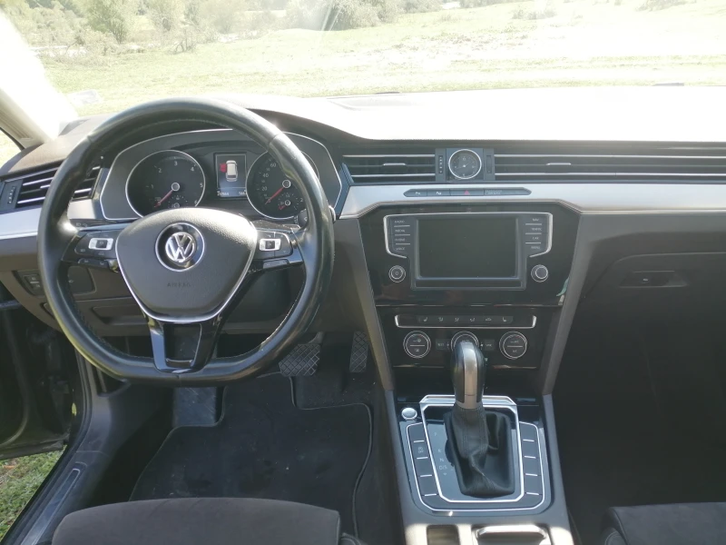 VW Passat B8 TDI BlueMotion, снимка 10 - Автомобили и джипове - 47501095