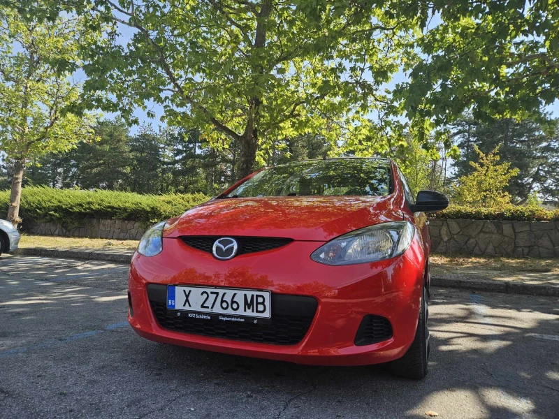 Mazda 2 1.3i, снимка 1 - Автомобили и джипове - 47723692