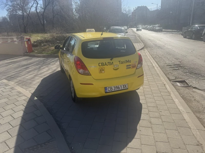 Hyundai I20 1.3, снимка 5 - Автомобили и джипове - 49426932