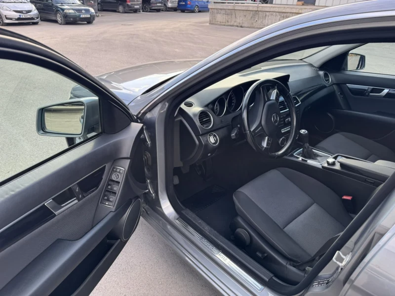 Mercedes-Benz C 200 Mercedes Body 204 C Class 200 CDI DPF BlueEFFI, снимка 13 - Автомобили и джипове - 52814387