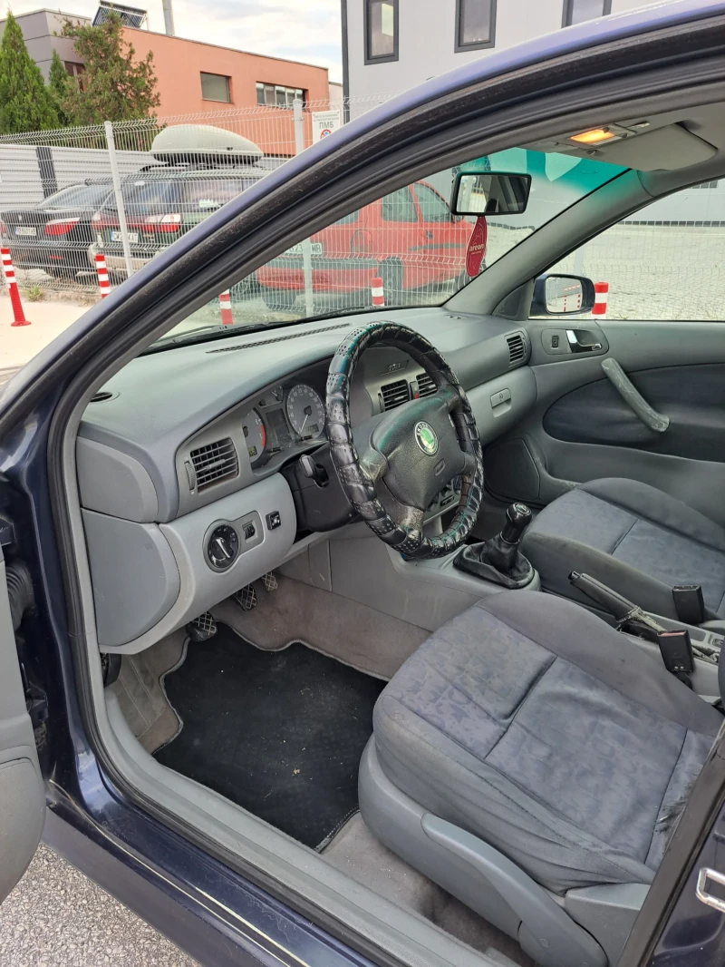 Skoda Octavia, снимка 8 - Автомобили и джипове - 52475154