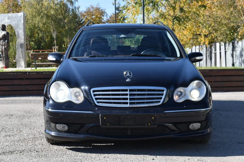 Mercedes-Benz C 320 ЛИЗИНГ!!!, снимка 2 - Автомобили и джипове - 52310471