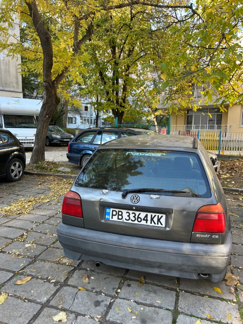 VW Golf, снимка 2 - Автомобили и джипове - 52972765