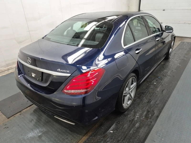 Mercedes-Benz C 400 * CARFAX * ЦЕНА ДО БГ, снимка 4 - Автомобили и джипове - 53042295