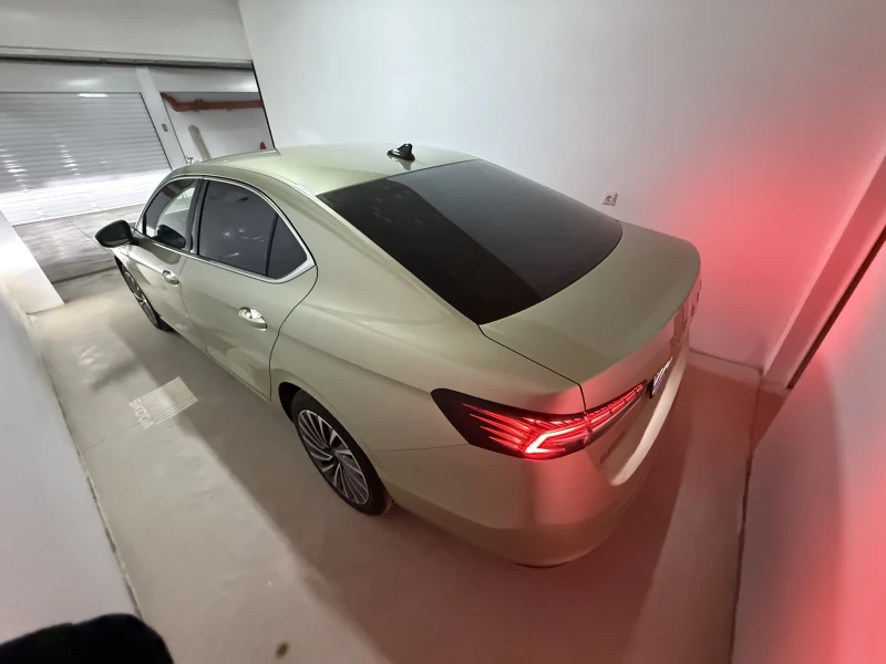 Skoda Superb 2.0 TDi, снимка 3 - Автомобили и джипове - 53374478