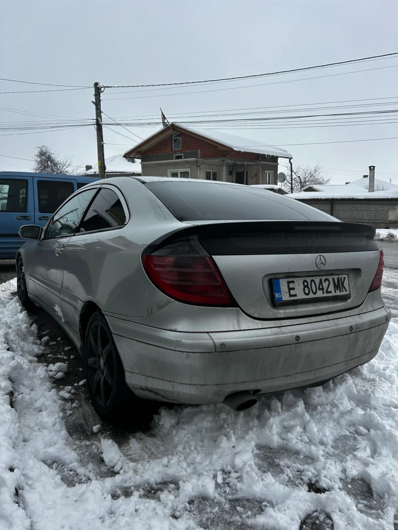 Mercedes-Benz C 230 Compressor Газ/Бензин, снимка 3 - Автомобили и джипове - 53391373