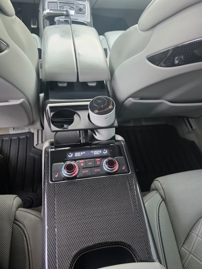 Audi S8 4.0 Tfsi, снимка 6 - Автомобили и джипове - 53445114