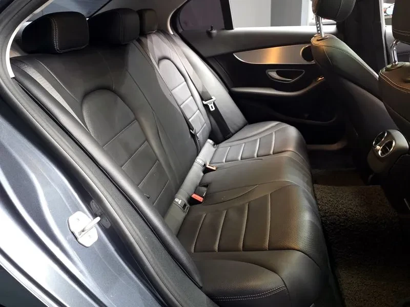 Mercedes-Benz C 200, снимка 13 - Автомобили и джипове - 53439713