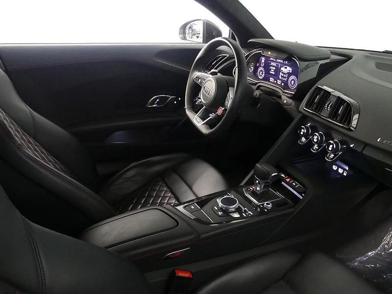Audi R8 5.2 DKA Automatic, снимка 3 - Автомобили и джипове - 55961702