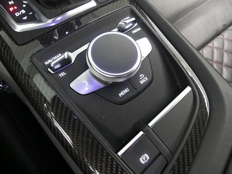 Audi R8 5.2 DKA Automatic, снимка 16 - Автомобили и джипове - 55961702