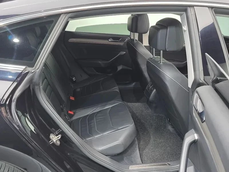 VW Arteon, снимка 12 - Автомобили и джипове - 56687989