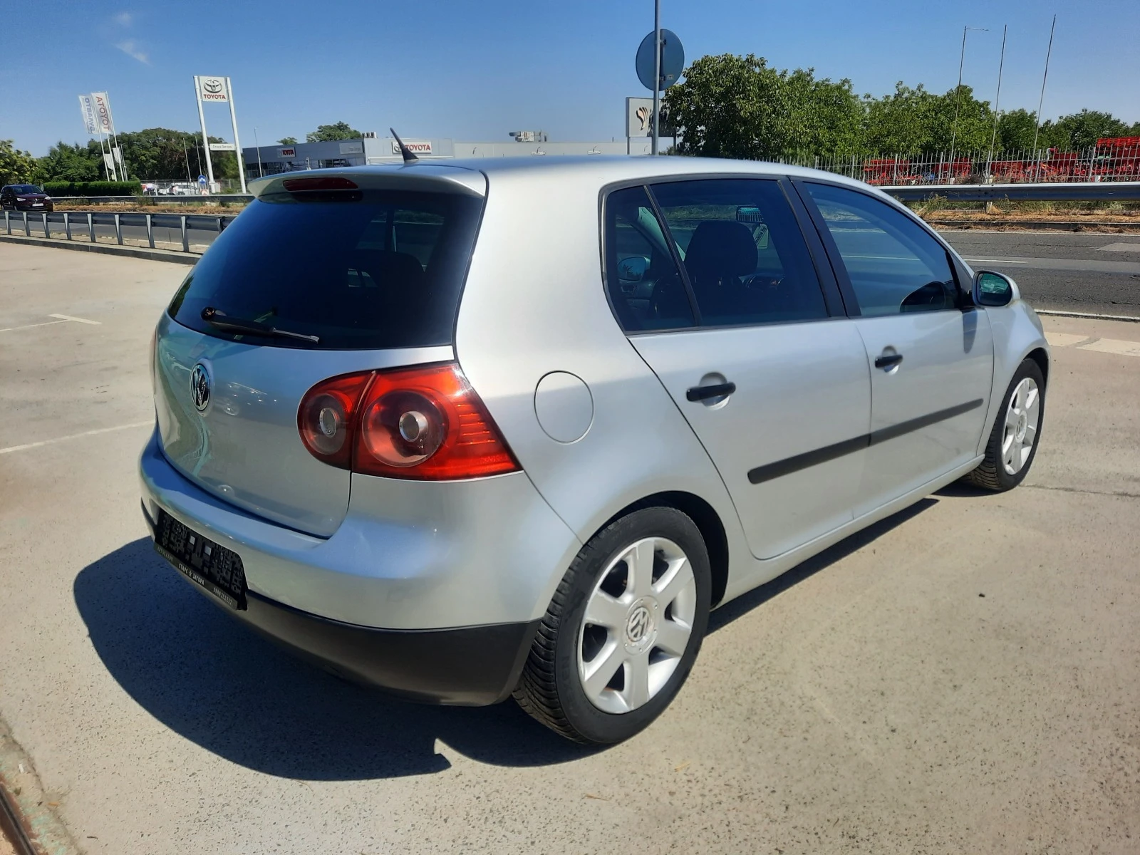 VW Golf 1, 6i газов иинжекцион Италия - изображение 4