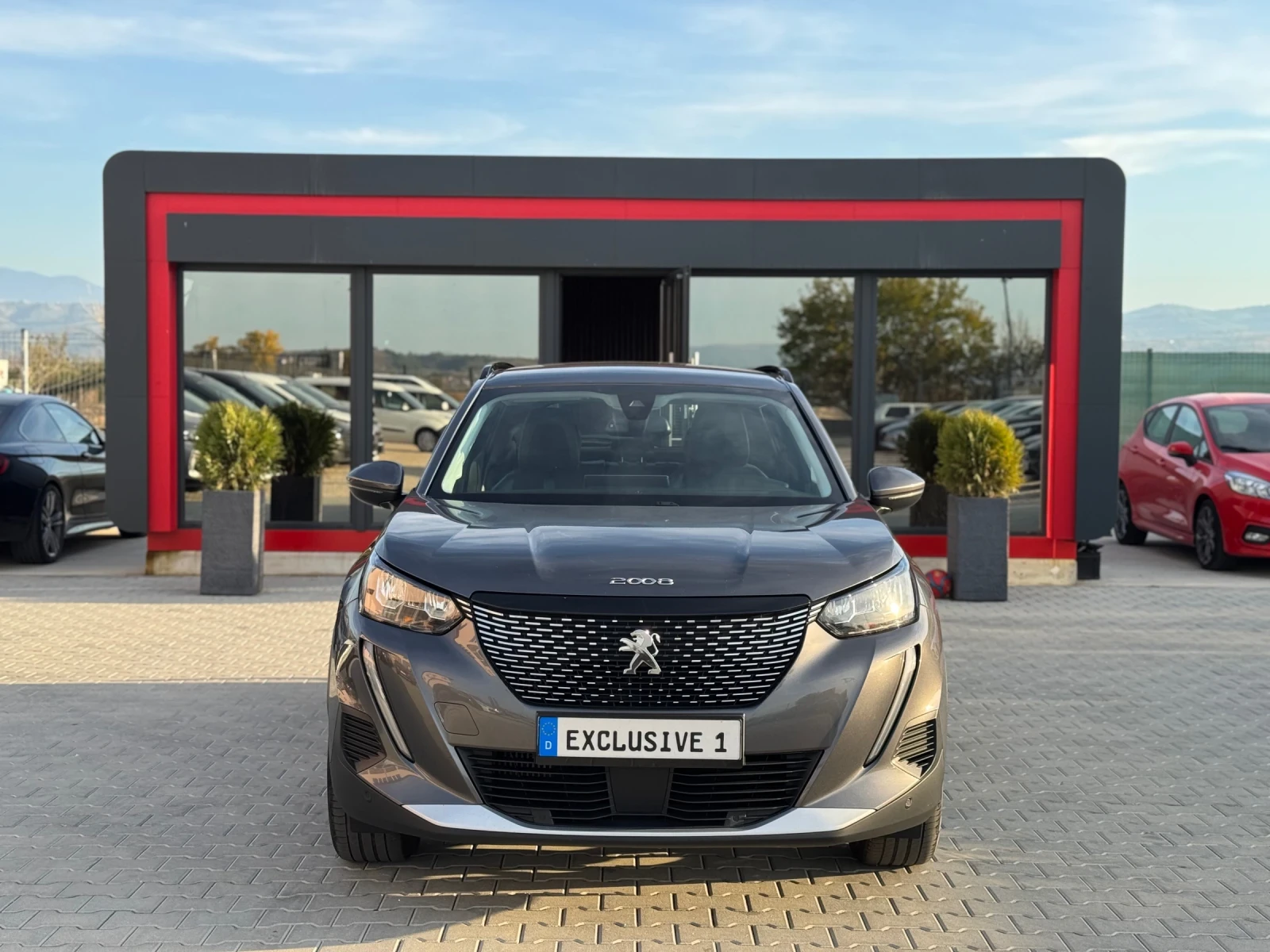 Peugeot 2008 1.5BlueHDI TOP NOV SERVIZ - изображение 8